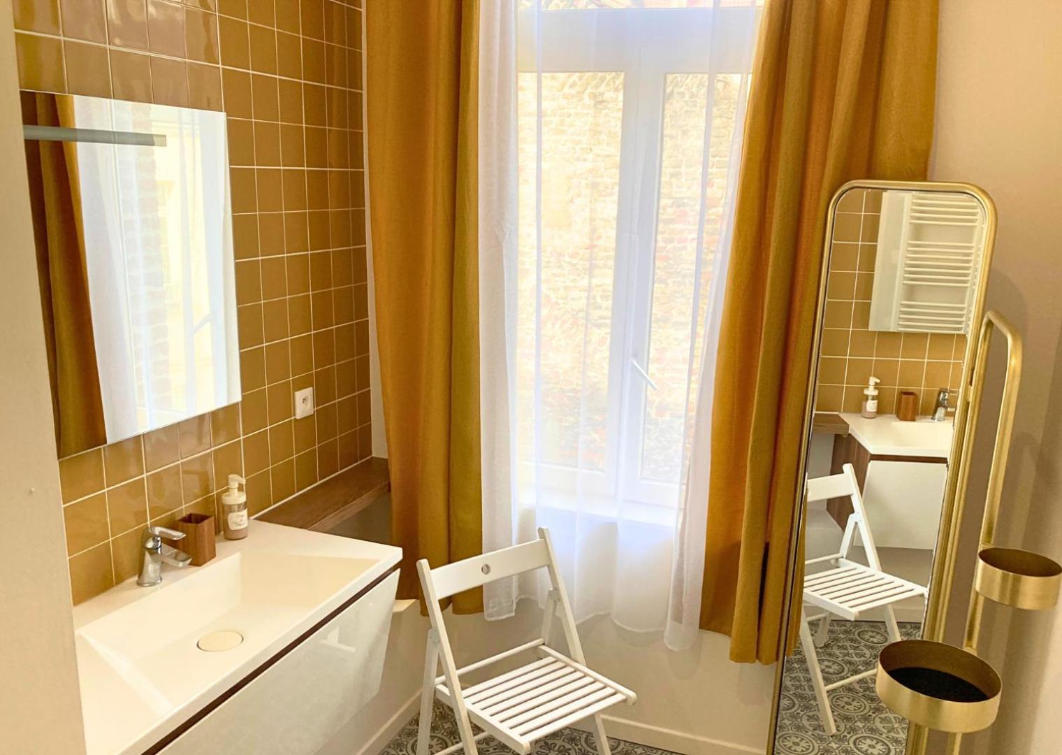 Le Bohemian Chic - 4 Chambres En Hypercentre De Saint-Omer, Ideal Pour Les Groupes Esterno foto